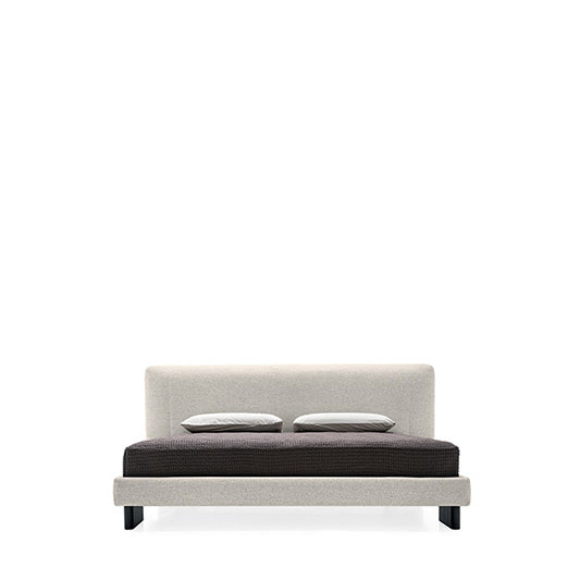 Calligaris Kilian bed — original Fultons Wix main product image.