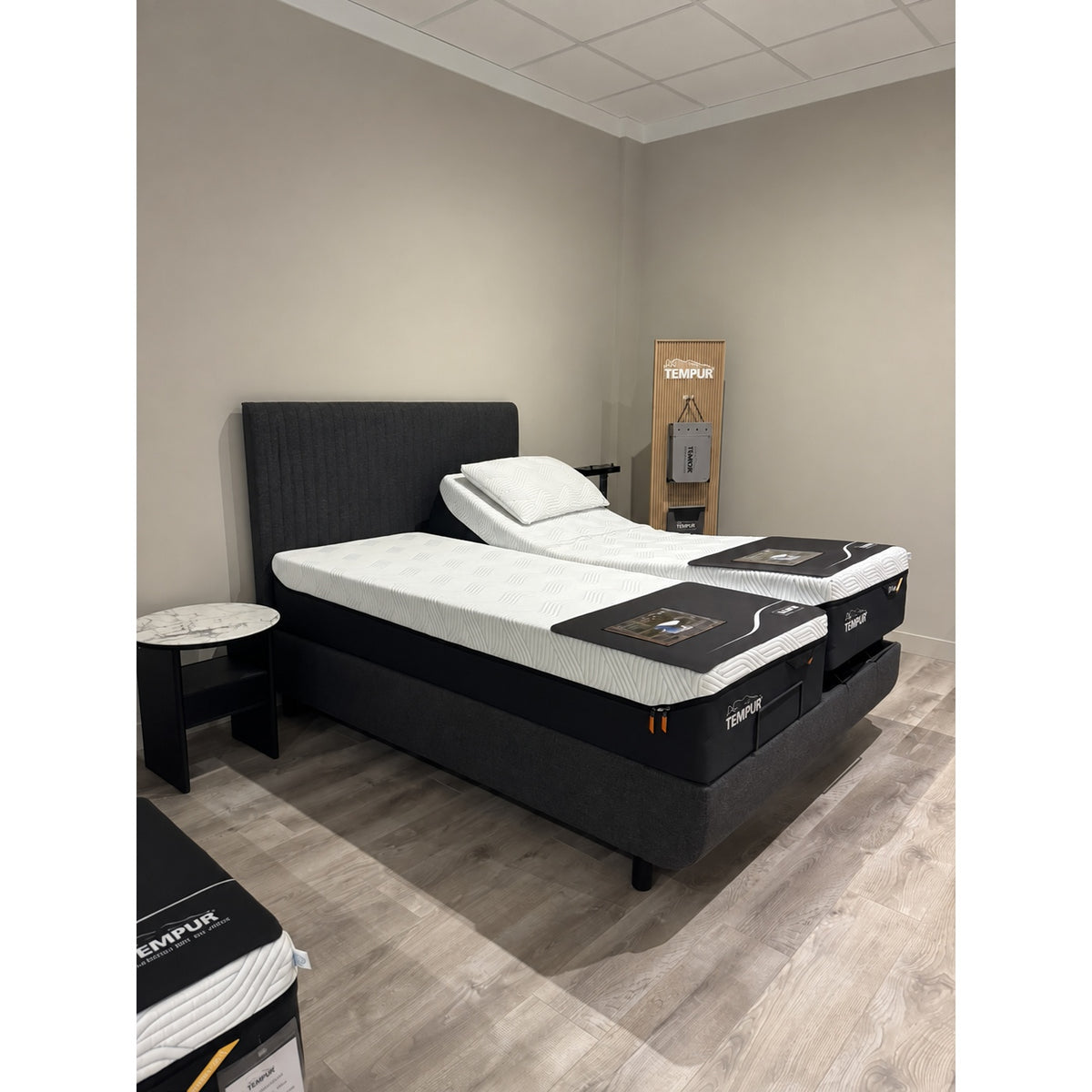 TEMPUR Arc Adjustable Disc bed set in Dark Stone, angled view