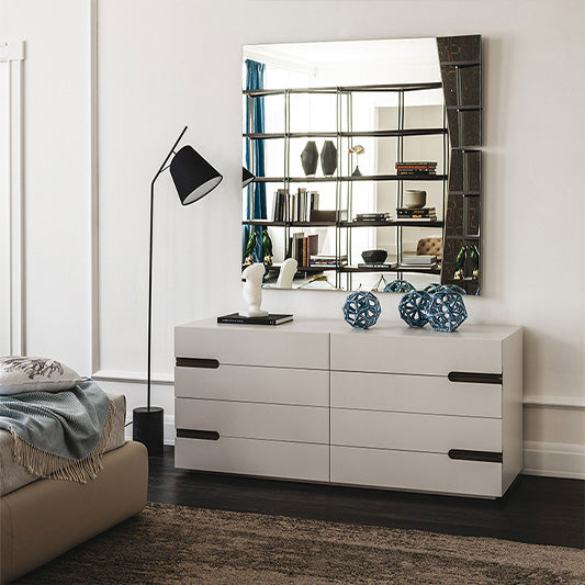 Ciro dresser lifestyle