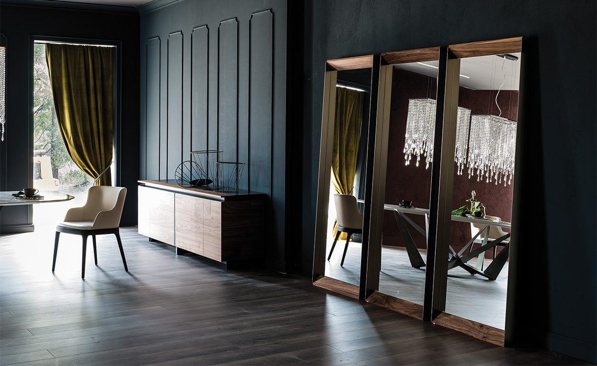 Excalibur Mirror — room setting and detail