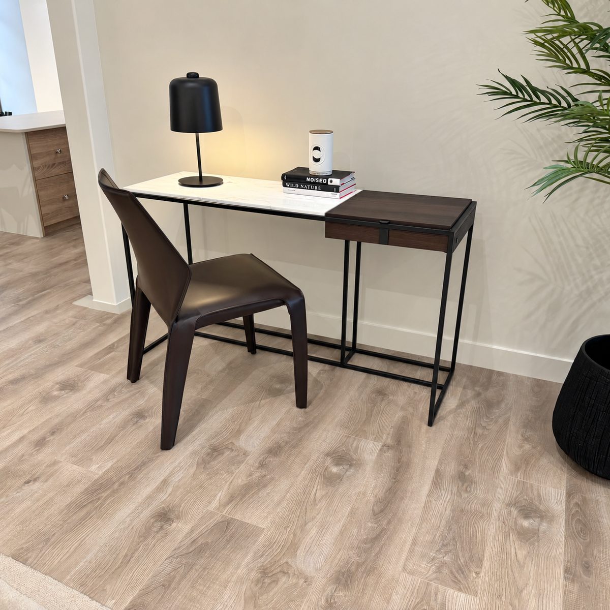 Natuzzi Italia Fil Rouge desk and Frida chair, actual showroom set