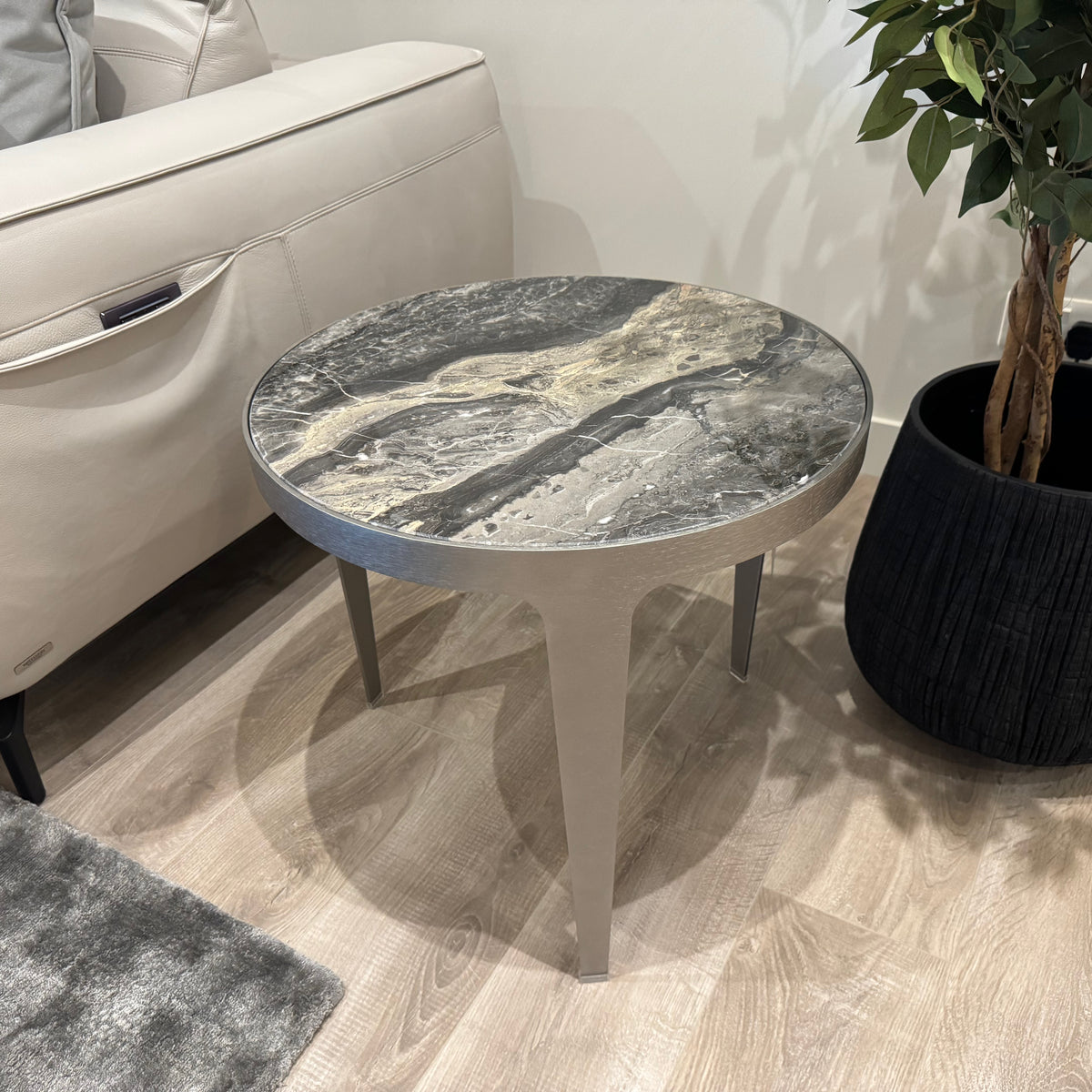 Natuzzi Italia Herman Orobico side table — actual showroom photograph