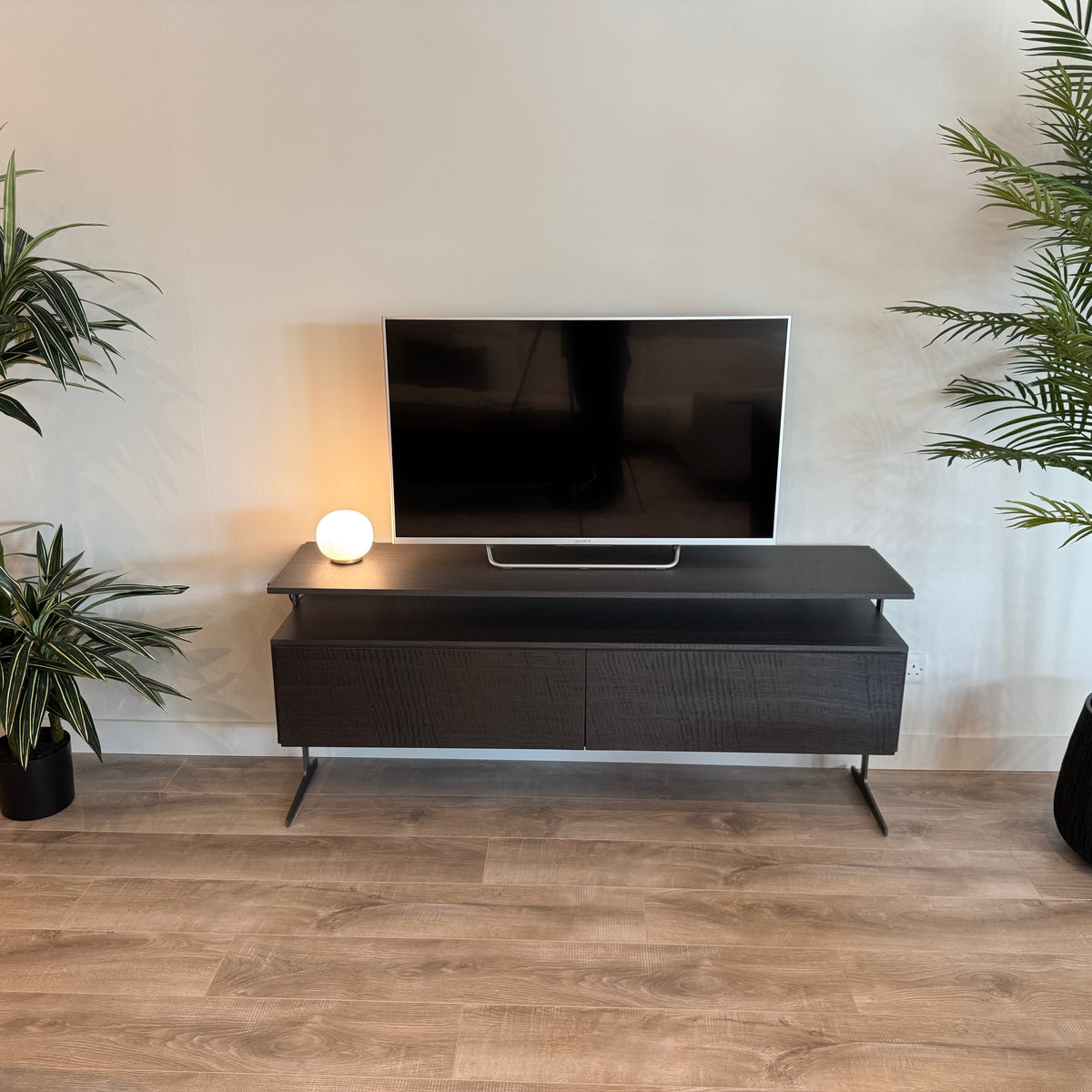 Natuzzi Italia Ido sideboard — actual showroom photograph