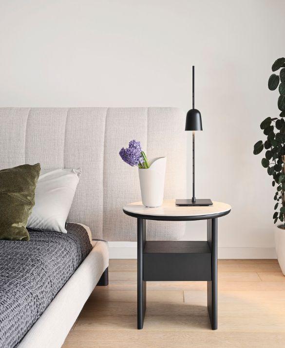 Calligaris Tau — Silk White ceramic; Matt black wood · 1 drawer