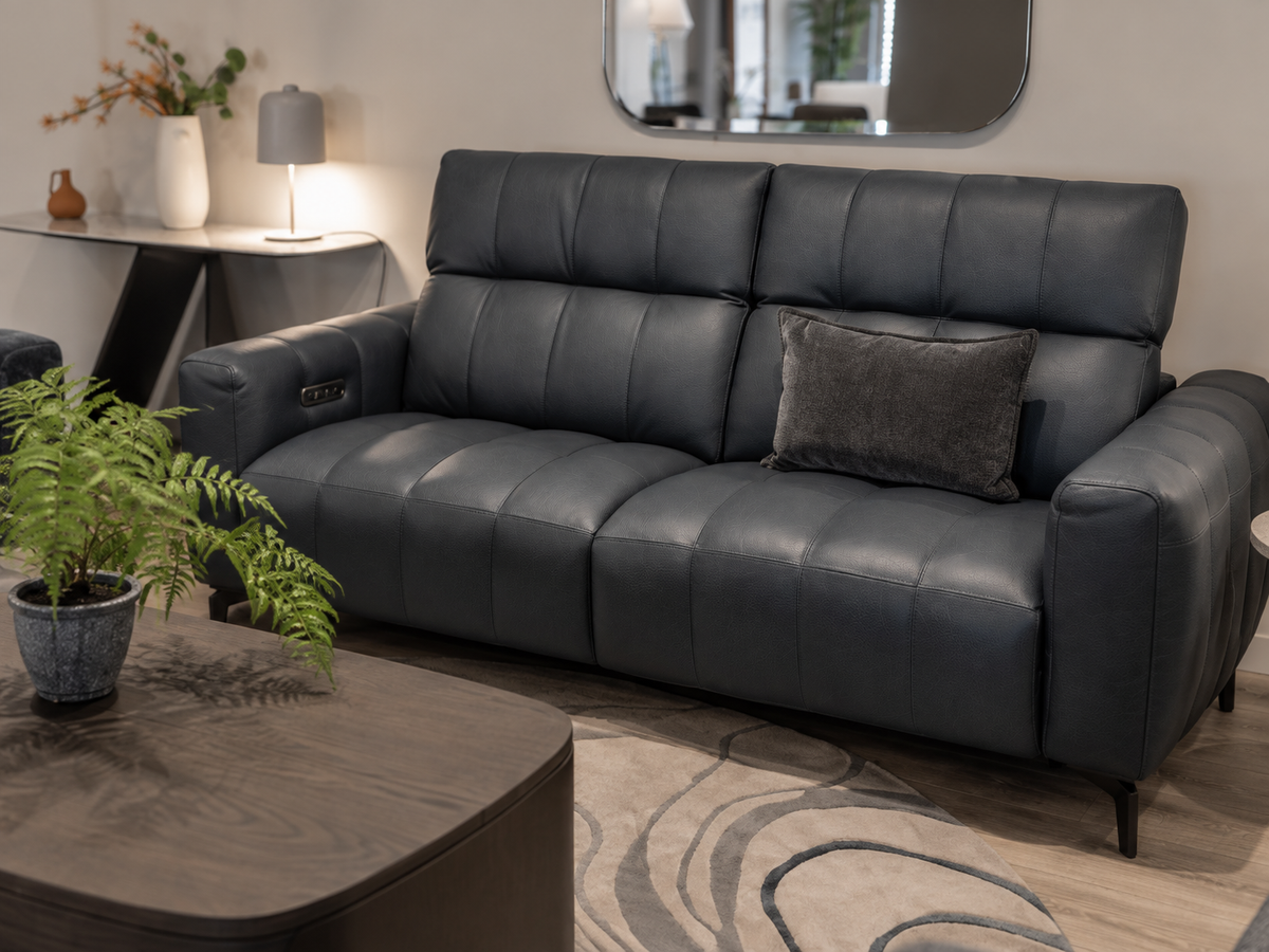 Natuzzi Editions Portento power sofa — Madison Blue Night leather — ex-display